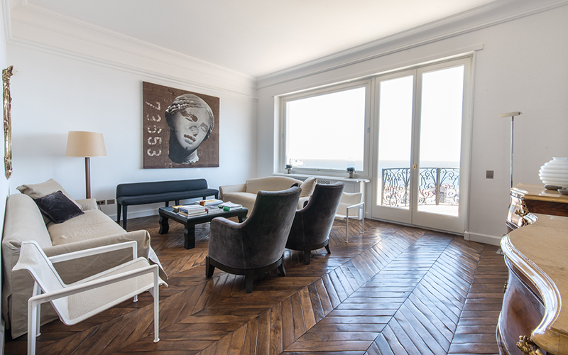 Salone con parquet toscano artigianale